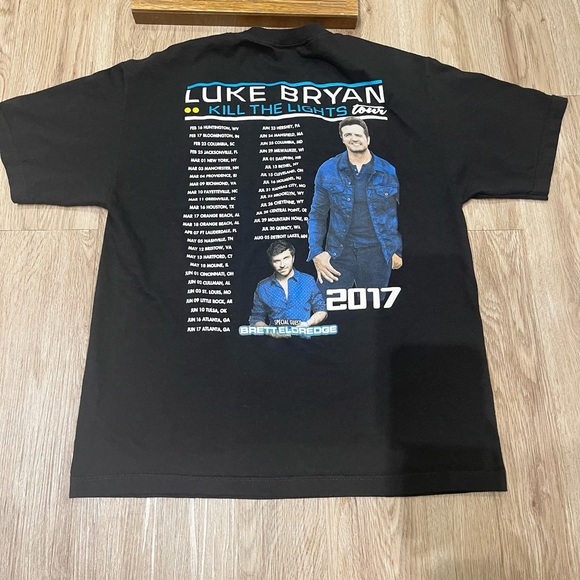 Luke Bryan Kill The Lights Tour TShirt - Picture 3 of 5